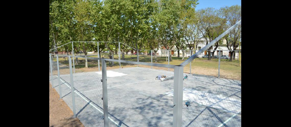  El Play Ground de la Plaza de Ejercicios Físicos Miguel Dvila ser inaugurado el viernes a las 20-00 (LA OPINION)