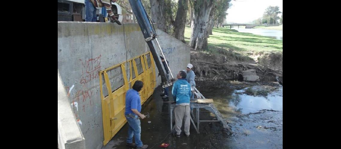  Los trabajos recientemente fueron terminados después de un relevamiento llevado a cabo en distintas zonas del Arroyo (LA OPINION) 