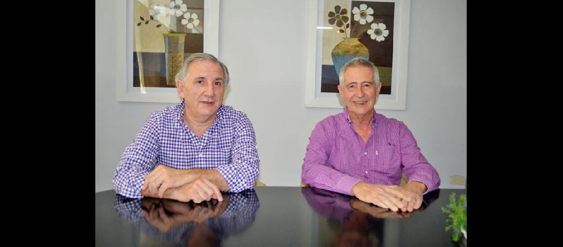  Jorge Mateo y Alberto Fernndez presidente y vicepresidente del Colegio de Escribanos de la provincia  (LA OPINION) 