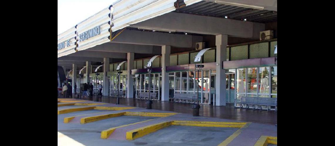  Terminal de Omnibus (ARCHIVO LA OPINION)