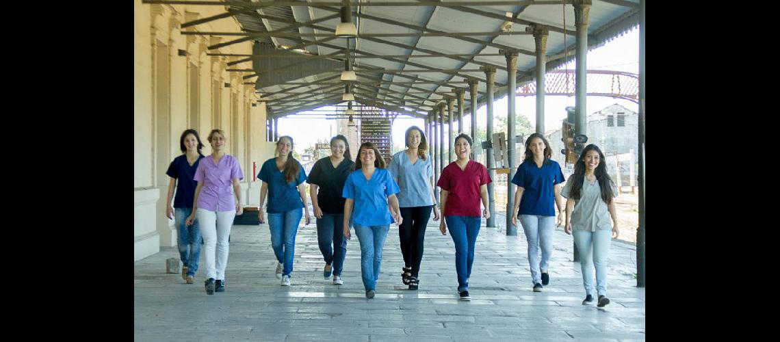  Los egresados de Radiología y Laboratorio del Instituto Superior Ramón Carrillo (INSTITUTO RAMON CARRILLO) 