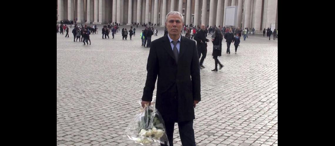  Mehmet Ali Agca en la Plaza San Pedro del Vaticano (NA)