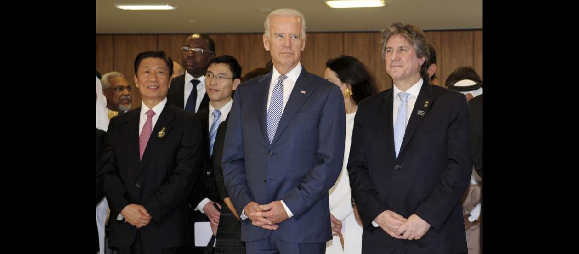  Li Yuanchao de China Joe Biden de Estados Unidos y Amado Boudou (NA) 