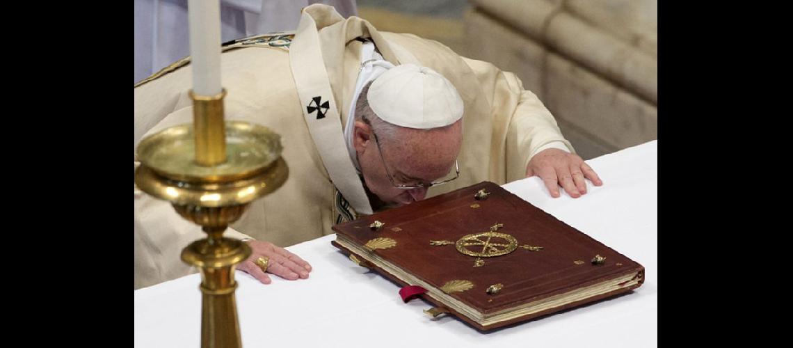 El Papa quiere un colegio cardenalicio ms universal (NA)