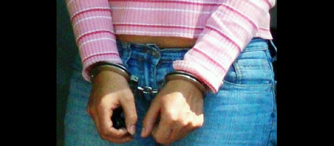 Investigan su responsabilidad en los robos y arrebatos cometidos por mujeres en las últimas semanas  (INTERNET)