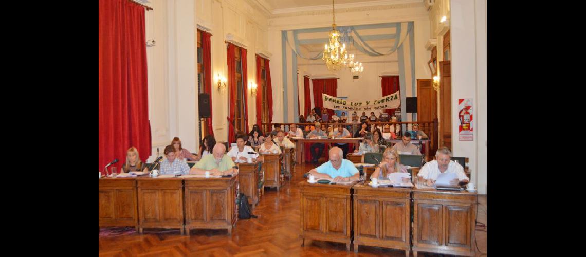  Los concejales de Pergamino se reunirn a partir de las 19-30 para la segunda sesión (LA OPINION)