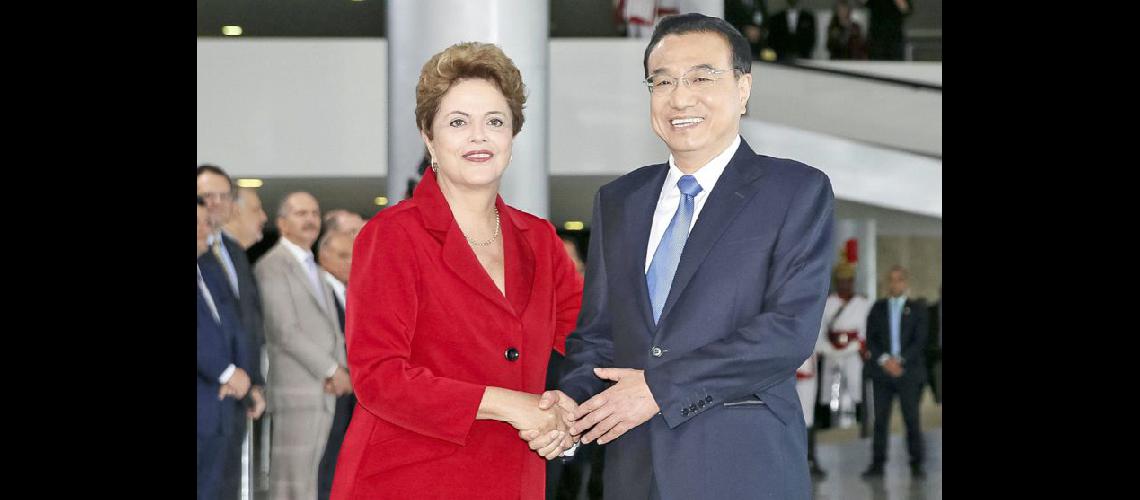  La presidenta Dilma Rousseff y el primer ministro chino Li Keqian (NA)