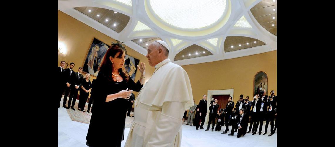  El de hoy ser el sexto encuentro entre Cristina Kirchner y Francisco el segundo fuera del Vaticano (NA) 