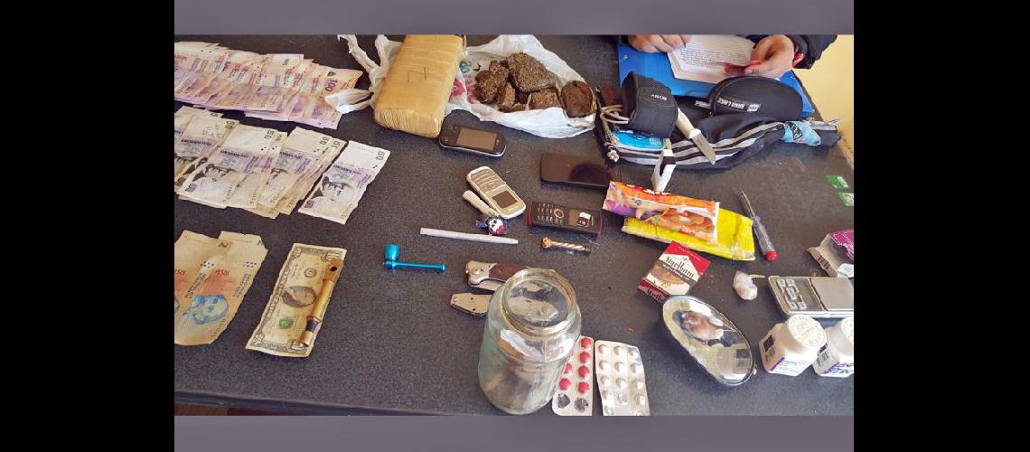  Secuestraron drogas dinero y otros elementos de interés para la causa (LA OPINION)