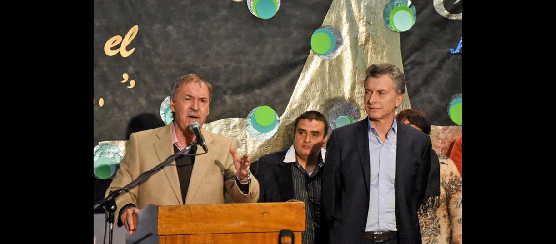  El gobernador Schiaretti y Mauricio Macri durante un acto en el departamento cordobés de Luque  (TELAMCOMAR)