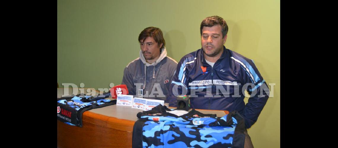 Guillermo Capdevila y Federico Selak trabajan a fondo para encarar los torneos federales con el club (LA OPINION) 