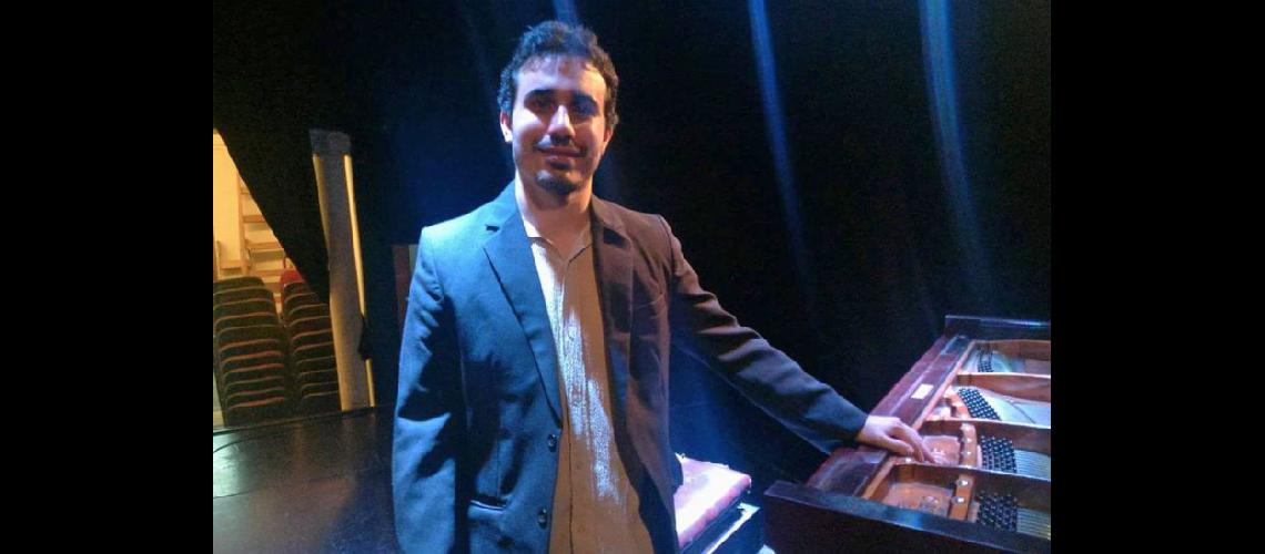  El notable pianista Ivn Rolón (ANACRUSA MUSICA)
