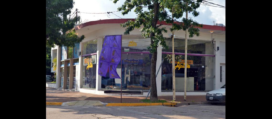  El asalto seguido de muerte se produjo el sbado en el local de pirotecnia ubicado en Hipólito Yrigoyen y Ecuador  (LA OPINION)