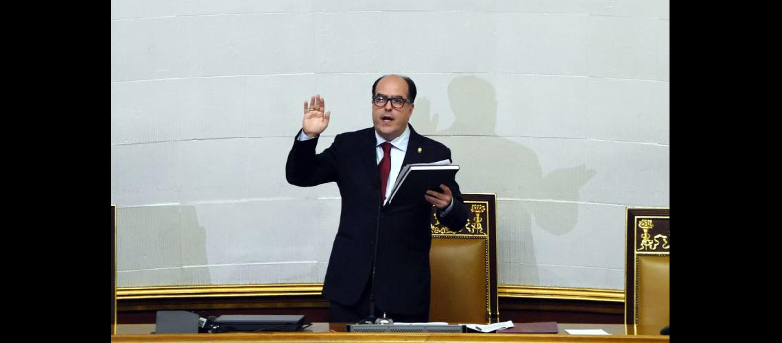  Julio Borges relevó ayer a Henry Ramos Allup en la presidencia de la Asamblea Nacional (NA)