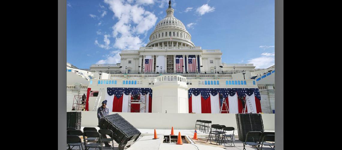  Preparativos en el Capitolio donde se realizar la ceremonia de asunción de Donald Trump (NA)