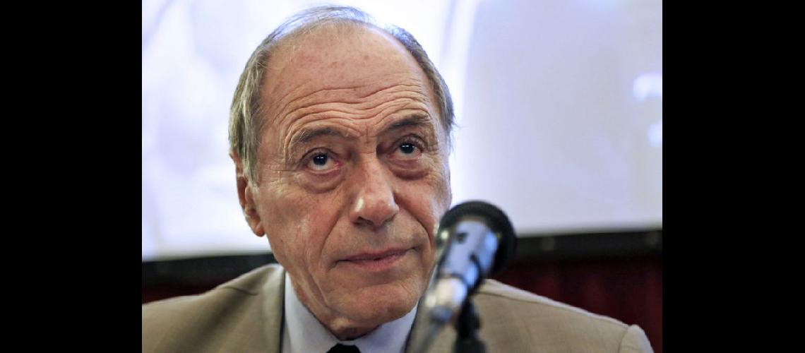  Eugenio Zaffaroni criticó a Morales y al presidente Macri por los efectos en la mirada internacional (NA)