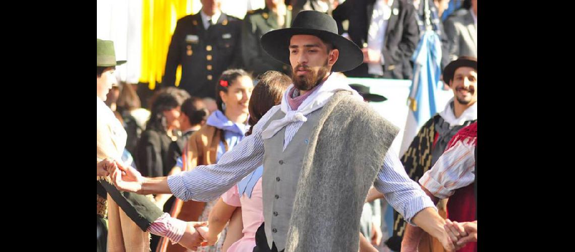  Jonathan Henriquez bailar esta noche en la apertura del Festival Nacional de Cosquín (FACEBOOK- JONI HENRIQUEZ)