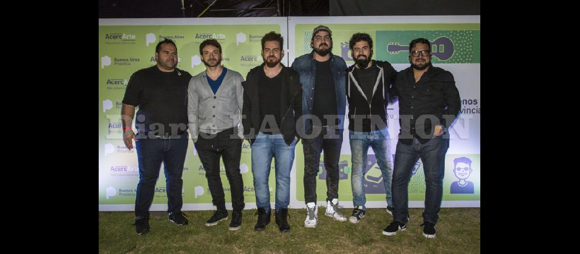  La banda Los Huayra estuvo meses atrs en Pergamino con el programa de Buenos Aires AcercArte (ACERCARTE) 