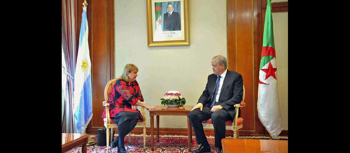  Susana Malcorra visitó Argelia para estrechar los lazos de amistad y cooperación entre ambos países (NA)