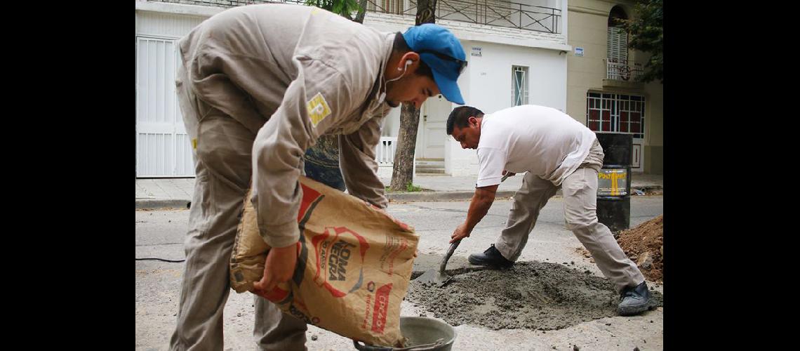  Ayer las obras se llevaron a cabo en la zona de avenida Colón e Intendente Biscayart (LA OPINION)
