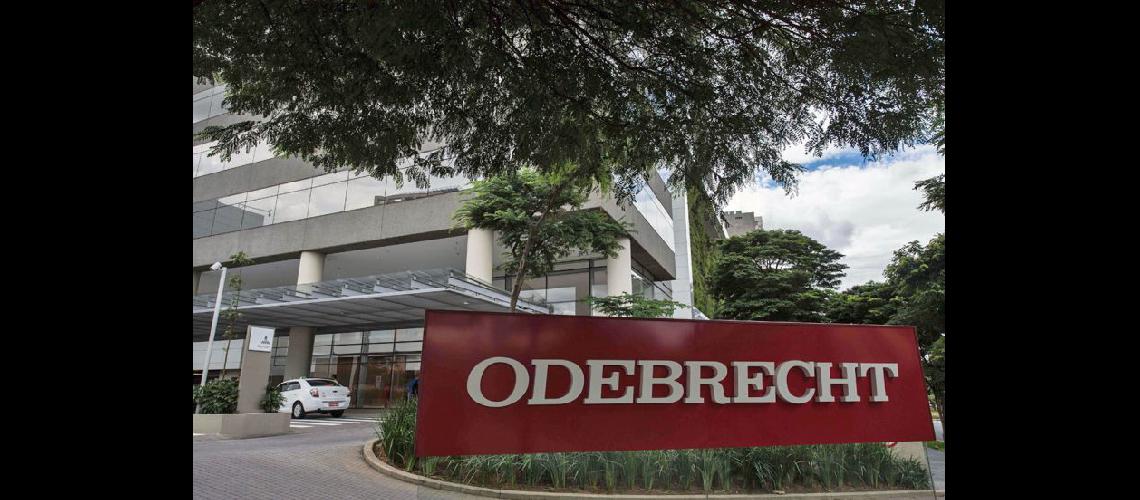  Las confesiones de exejecutivos de Odebrecht preocupan a funcionarios de Brasil (NA)
