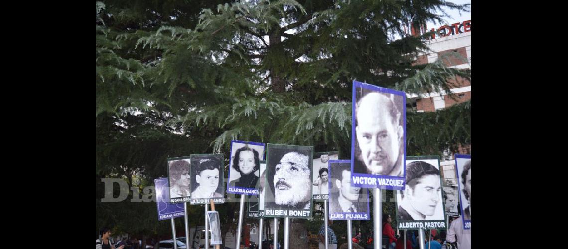  El próximo viernes a 41 años del Golpe de Estado se recordar a las víctimas pergaminenses de la última Dictadura cívico militar  (ARCHIVO LA OPINION)
