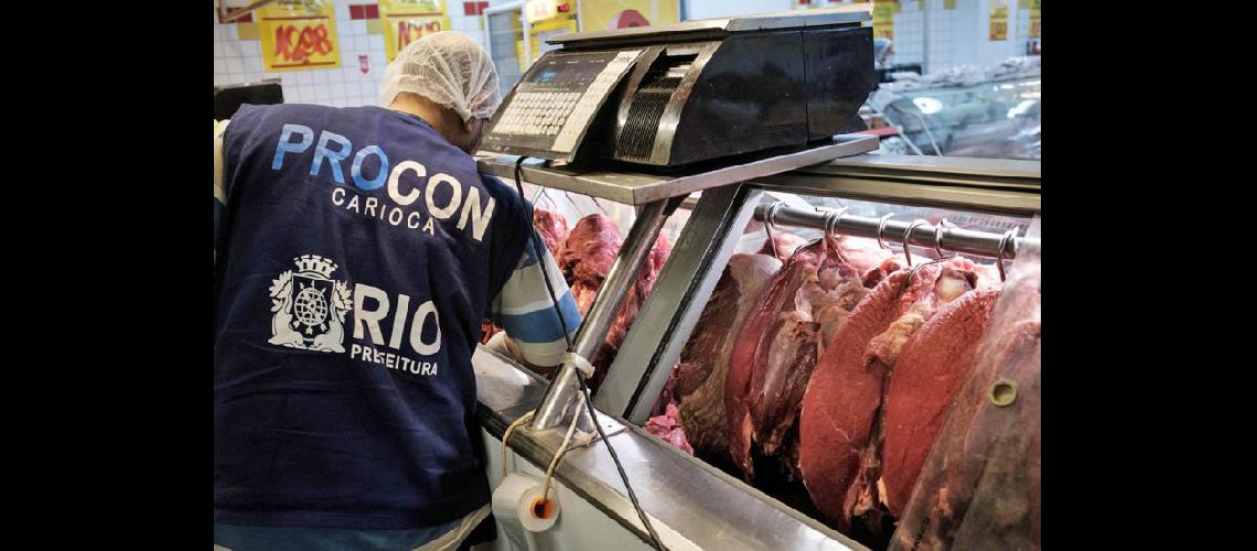  China Chile y Egipto anunciaron la reanudación de las importaciones de carne de Brasil (NA)