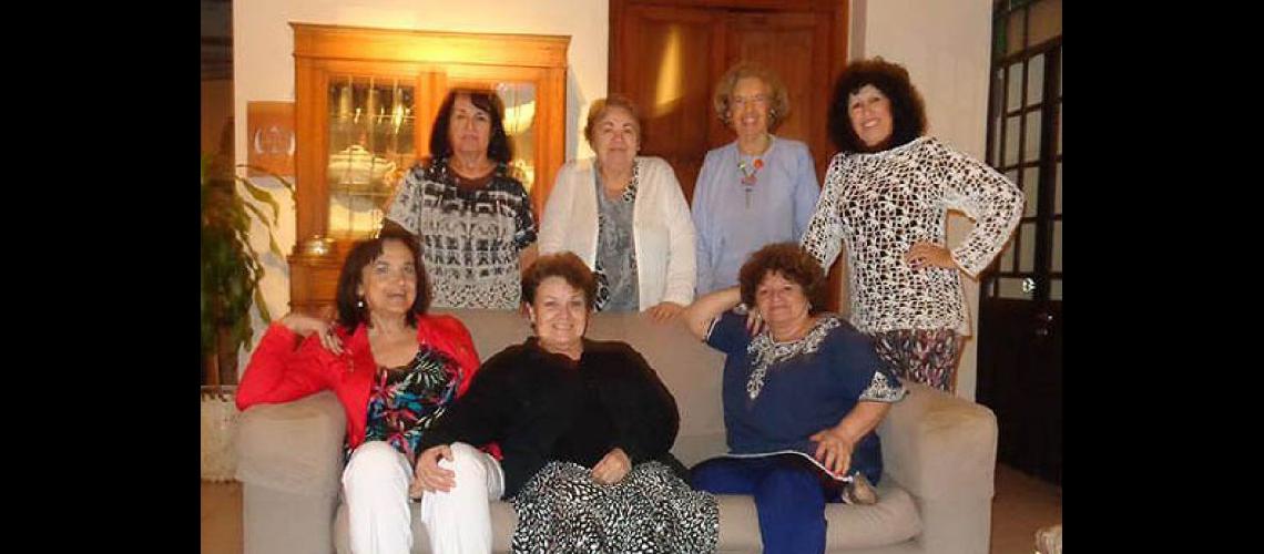  Siete Mujeres El primer Café Literario del año se realiza este miércoles  (FACEBOOCK- MARIA LUISA POSINCOVICH) 