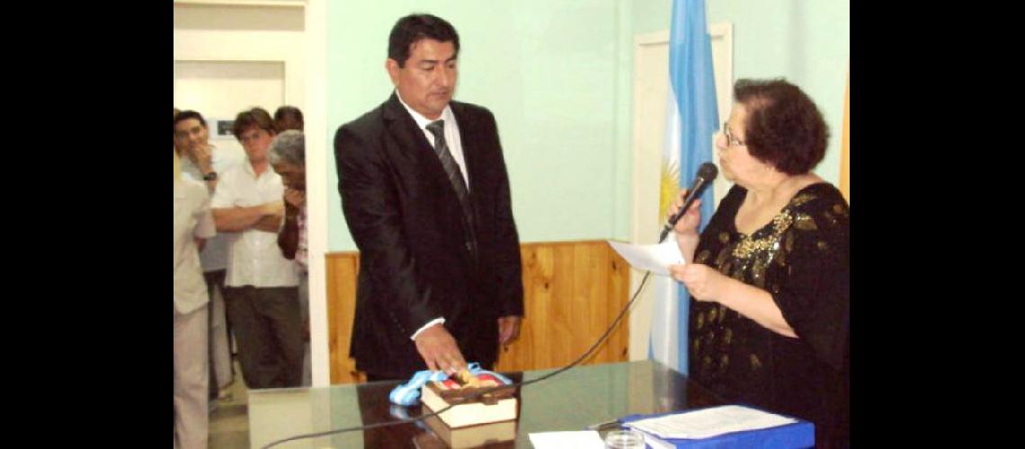  Luis Coria al jurar como concejal en Arrecifes Adems es dirigente gremial del Soesgype (ARRECIFESNOTICIASCOM)