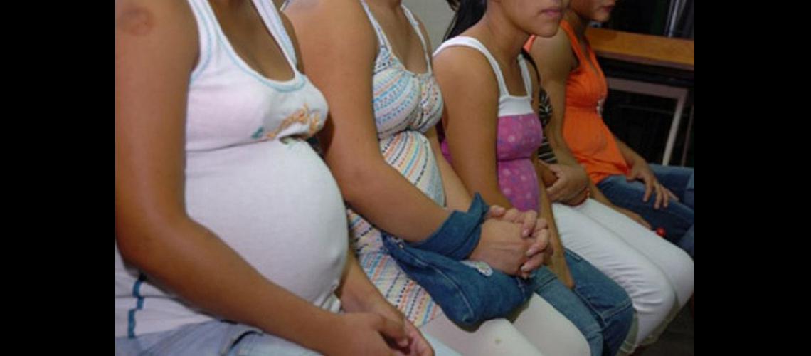  La baja de la mortalidad materna en situación de embarazo mejora un indicador sensible del sistema de salud (MINISTERIO DE SALUD)