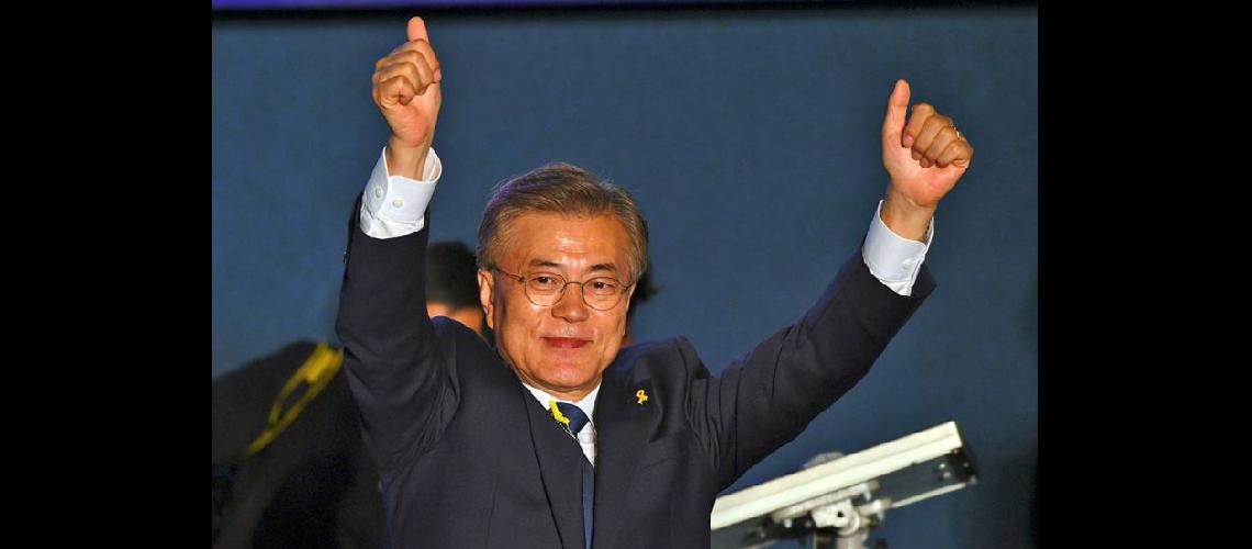  El presidente electo de Corea del Sur Moon Jae-In est a favor de un acercamiento con Corea del Norte (NA)