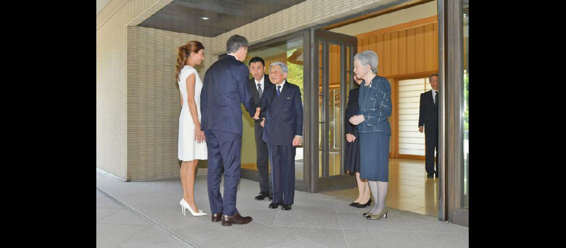 Macri y su esposa fueron recibidos por el emperador Akihito y la emperatriz Michiko en el Palacio Imperial (NA)