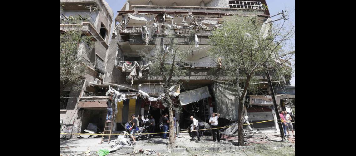 Varias localidades sirias fueron asediadas y arrasadas por los bombardeos (NA)