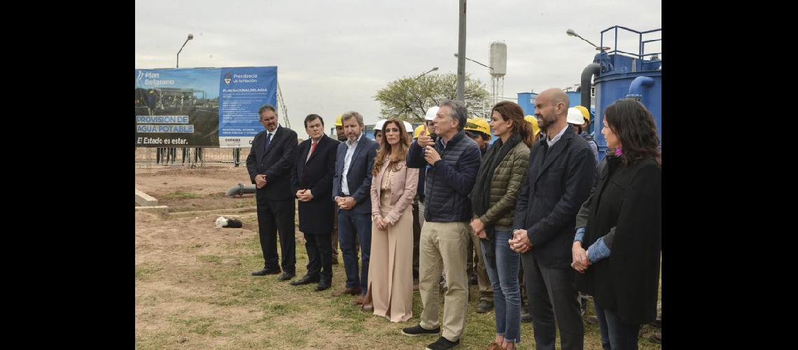  Mauricio Macri la gobernadora de Santiago del Estero y parte del gabinete nacional (NA)