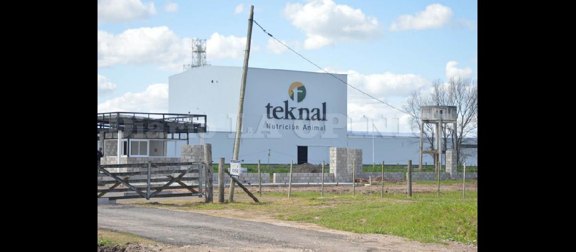  Teknal inaugura hoy su planta sobre la ruta Nº 8 (LA OPINION)