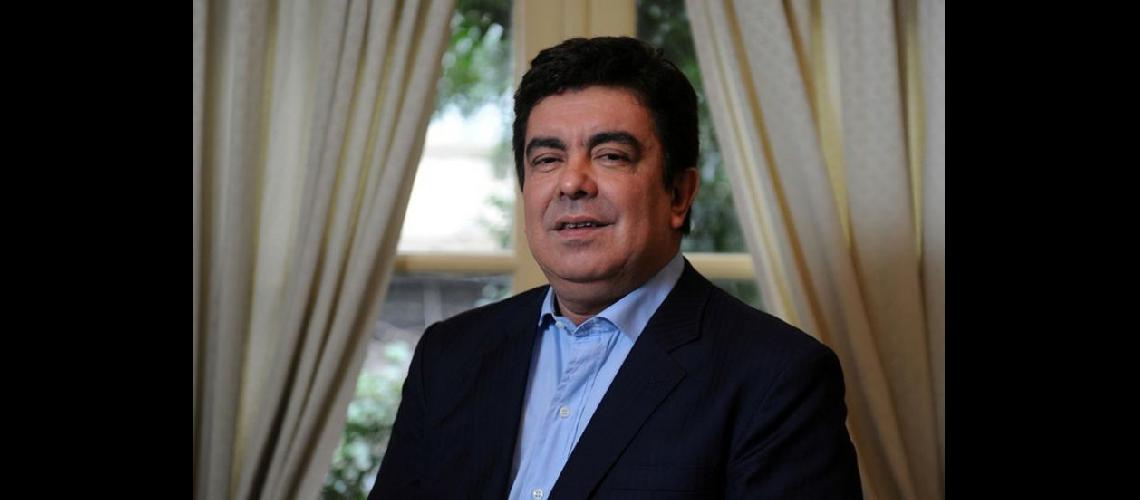  Fernando Espinoza quiere confeccionar una lista única para las elecciones partidarias del PJ (CLARINCOM)