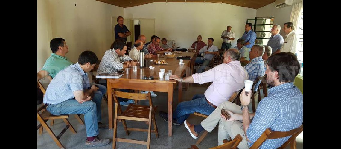  La reunión entre representantes de Rurales del norte bonaerense se realizó en Pergamino (LA OPINION)