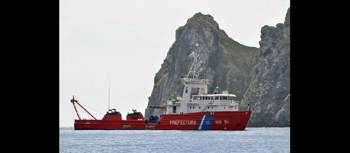  La Prefectura Naval se sumó a la búsqueda del ARA San Juan el guardacosta Tangoy (NA)