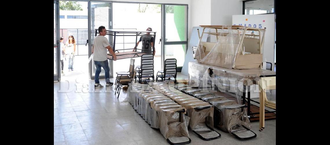  Pergamino invirtió 300 mil pesos en equipamiento mobiliario para establecimientos educativos (ABCGOVAR)