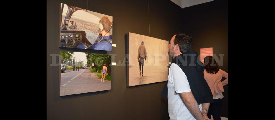  Muestra de Fotoperiodismo en el SUM de Museo de la Ciudad  (LA OPINION)