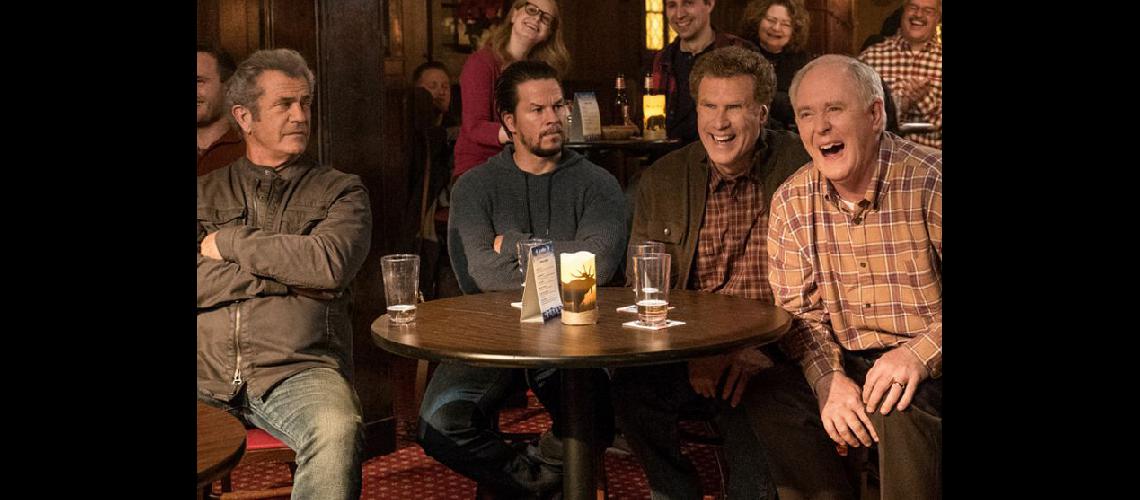  Mel Gibson Mark Wahlberg Will Ferrell y John Lithgow vuelven con la segunda parte de Guerra de paps 2 (CINES ARGENTINOS)