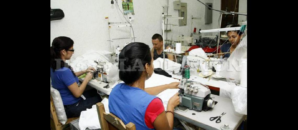  Con las propuestas del Gobierno se espera que mejore la situación de la industria textil (VANGUARDIA)