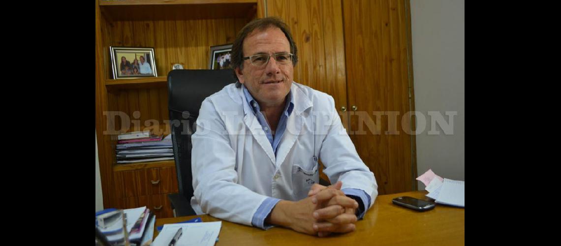  El doctor Julio Lanternier presidente de la Asociación Médica (LA OPINION)