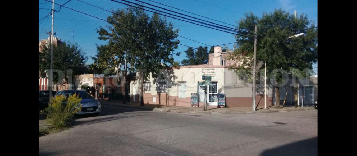   El Registro Civil del barrio Acevedo cerró sus puertas En los últimos años funcionó en la esquina de calles Sarmiento y Salta (LA OPINION)