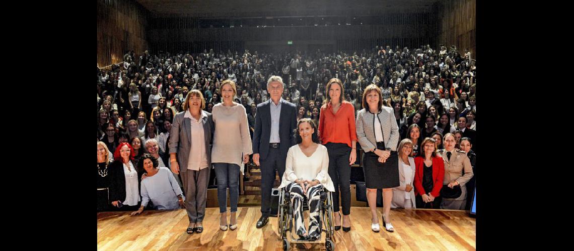  Mauricio Macri participó del primer encuentro del Gabinete Femenino en el Centro Cultural Néstor Kirchner (NOTICIAS ARGENTINAS)