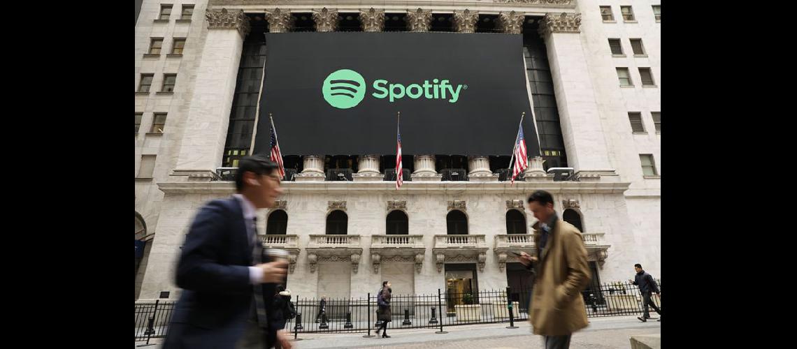  Comenzó a cotizar El banner de Spotify en la Bolsa de Nueva York (NA)