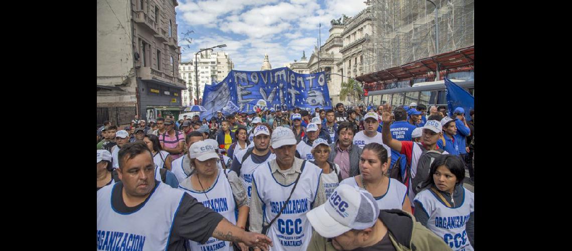  Organizaciones políticas y sociales marcharon en repudio a la represión y detenciones ocurridas en Jujuy (NOTICIAS ARGENTINAS)