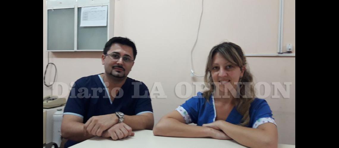  Matías Vidone y María Eugenia Chale dos médicos de familia que explicaron los alcances de la especialidad (LA OPINION)