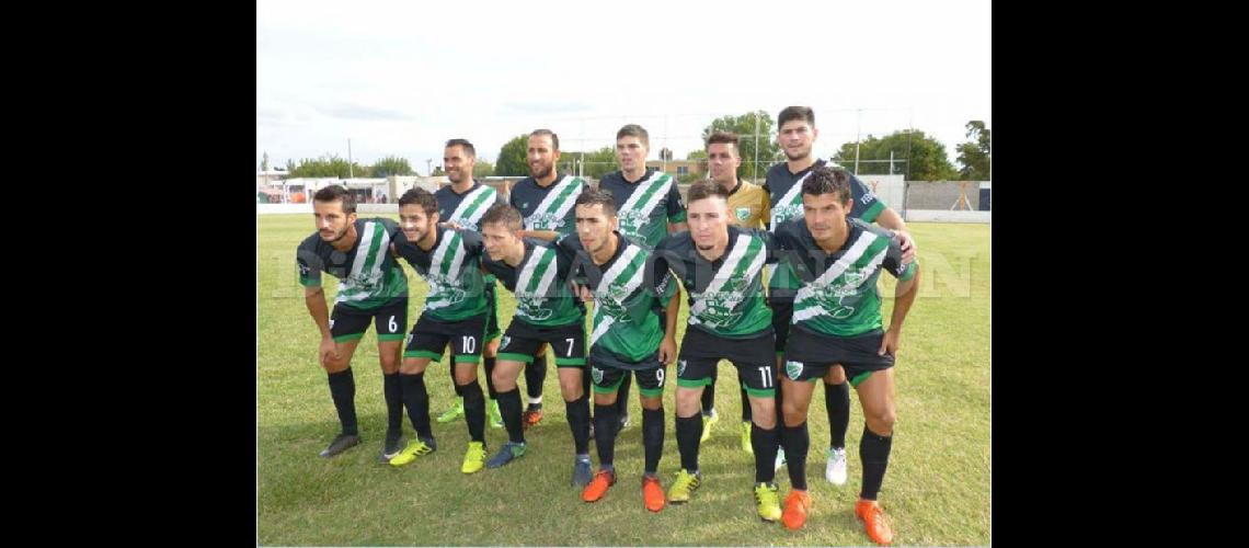  El equipo de primera de fútbol de la entidad deportiva de Manuel Ocampo (JUVENTUD OBRERA)
