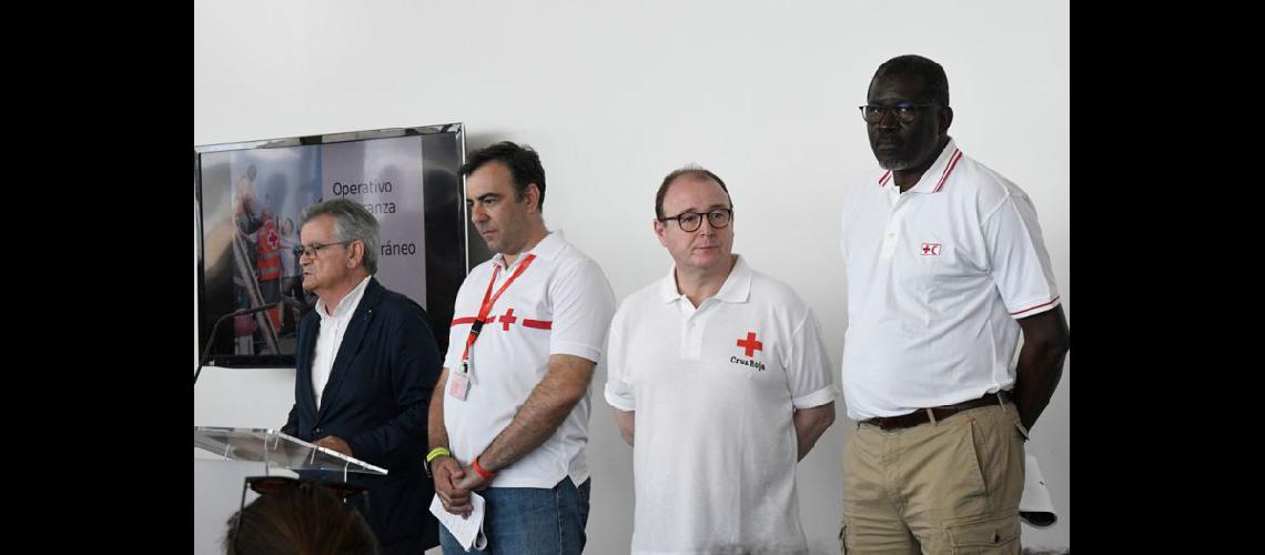  Autoridades de la Cruz Roja informaron cómo ser la recepción de migrantes (NA)